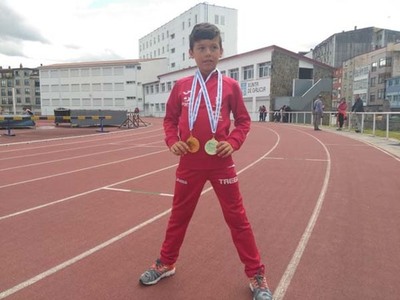 El guards Alex Sierpes de Atletismo Trega consigue doblete de Oro en la final del Programa Xogade