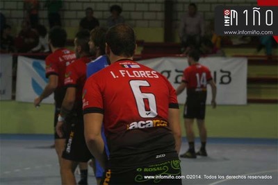 O pivote rosaleiro Iago Flores suma 132 goles nas 30 xornadas de liga co Acanor Atl. Novs