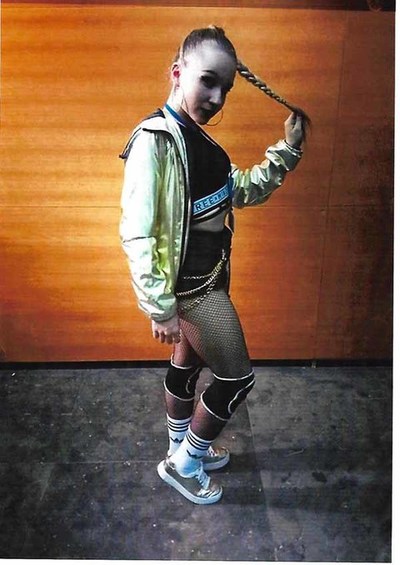 A Rosaleira Alba Rodrguez acada o 1 Premio estilo Hip-Hop Individual na categora Amateur Avanzado