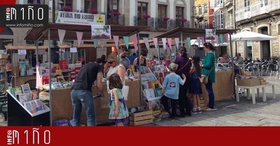 Especial - Buena afluencia de visitantes en la Feria del Libro 2017 en A Guarda