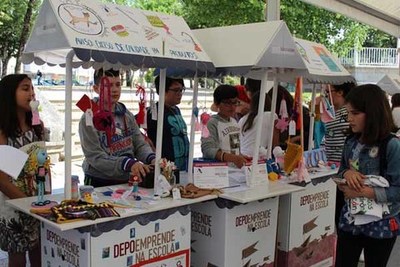 O alumnado do CEIP Plurilinge n1 de Tui participou na clausura de Depoemprende na Escola 2016-2017