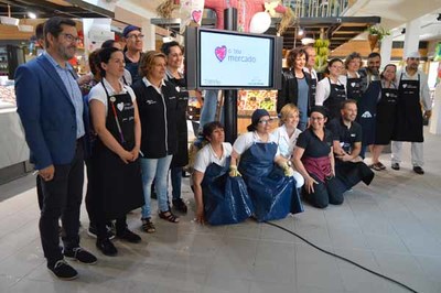 O Mercado de Tomio irmndase co -Bom Sucesso- de Porto, e o celebra cun vdeo de promocin 