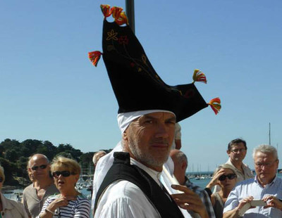 Studio 88 oferta en A Guarda un taller de Baile Tradicional Gallego y Pandereta