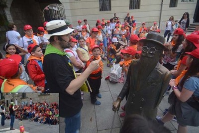 Rapaces e rapazas do concello de Tomio participaron no terceiro -roteiro Tonucci- en Pontevedra