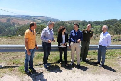 A comunidade de montes de Burgueira en Oia traballa na prevencin dos lumes forestais