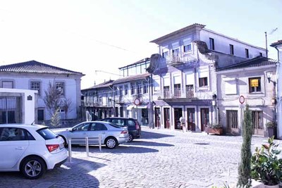 Pintor Jaime Isidoro d nome a futura praa de Vila Nova de Cerveira