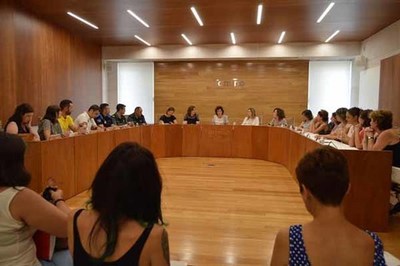 Tomio constite a Mesa contra a Violencia de Xnero 