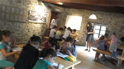 1 e 2 curso de educacin primaria do CPI Manuel Surez Marquier visitaron o Muo das Aceas