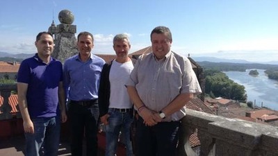 Nun mes ser substitudo o tarimado do pantaln do centro interfederado de Tui