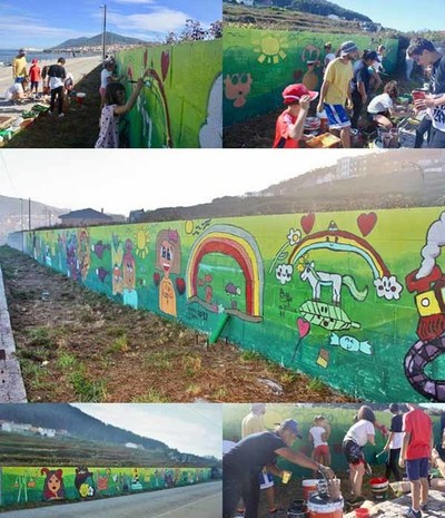 As pinturas realizadas no obradoiro mural xa locen na senda litoral da Guarda