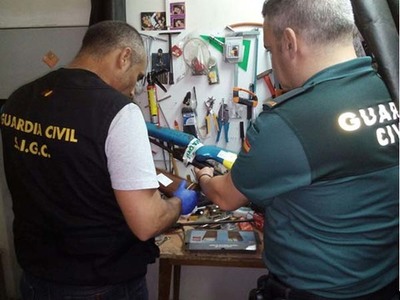 La Guardia Civil realiza dos detenciones por un delito de tenencia, trfico y depsito de armas y municiones