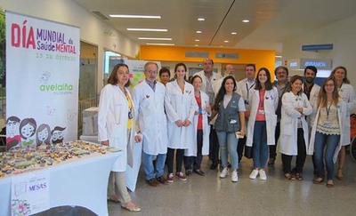 Milleiros de Avelaas dan cor  o Hospital lvaro  Cunqueiro