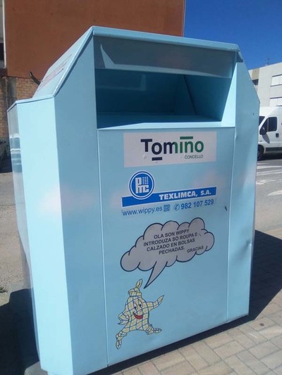 Novos colectores de recollida de txtil no Concello de Tomio