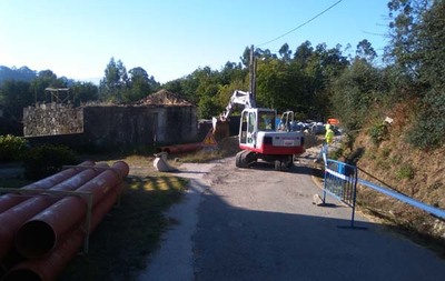 Novas melloras na rede municipal de saneamento no barrio de Rexidouro