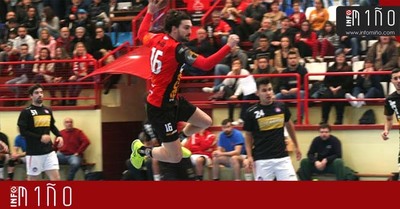 Especial - El Acanor Atl. Novs lidera la clasificacin tras vencer al Academia Octavio