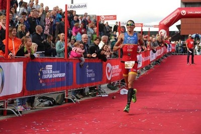 El triatleta gallego Gustavo Rodrguez comienza este fin de semana su camino hacia Kona 2019