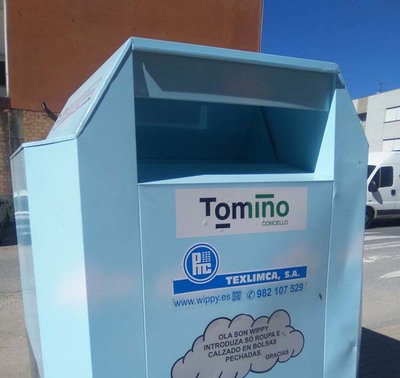 Tomio recolleu 4.000 quilos de roupa usada en dous meses