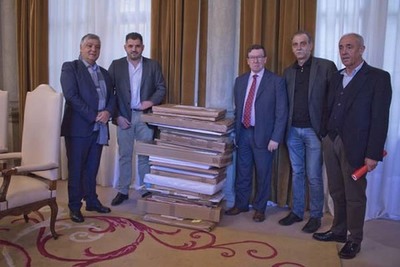 A ponte peonil entre Tomio e Cerveira elexirase entre 24 propostas moi diferentes e de grande calidade