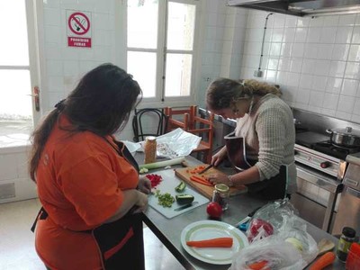 Avelaa recibe una ayuda de 6.000? de la Diputacin de Pontevedra