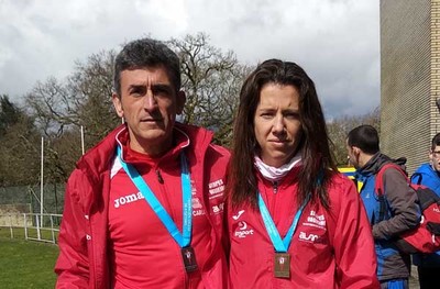 A guardesa Ariana Gonzlez proclmase Campiona Galega Absoluta en 10.000ml pista aire libre