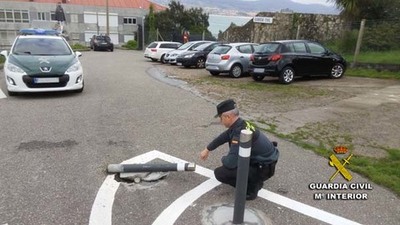 La Guardia Civil investiga a un conductor de O Rosal que acudi al cuartel de Baiona sin carn y en un coche sin seguro