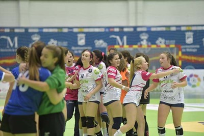 El Guards cadete busca en A Caiza plaza para el sector nacional