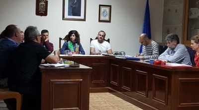 A oposicin pide en Oia a reprobacin dun concelleiro