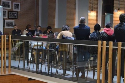 Seguen as ?barferencias- en Tomio