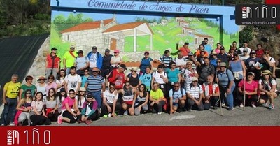 Especial - Mis de medio centenar de persoas participaron nunha andaina polos montes do Rosal