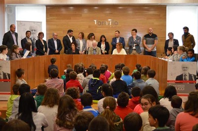 Tomio aproba o I Plan Municipal de Infancia e Adolescencia