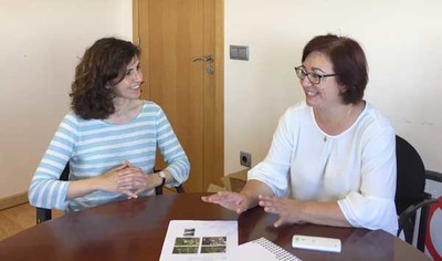 A deputada Montse Magallanes supervisa en Oia as obras do Plan Concellos 