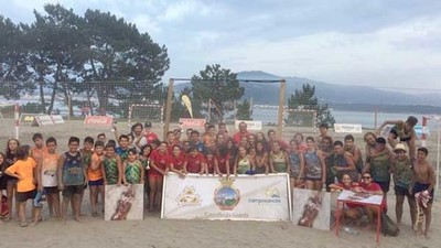 67 equipos participaron no Campionato de Balonm�n-Praia na Guarda