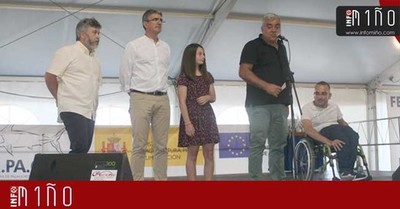 Arrinca a XV Festa do Peixe Espada cun Marcos Pereiro completamente entregado �s bondades da Guarda