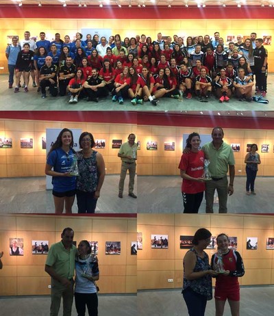 Recepcin oficial aos equipos participantes no torneo de balonmn Summer Bag Experience