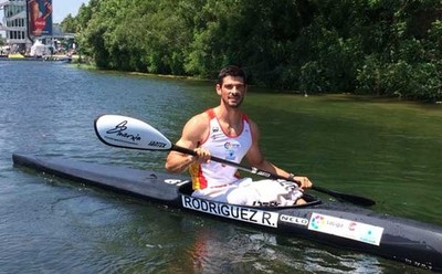 El palista tudense Roi Rodrguez a la caza del dessafo mundialista