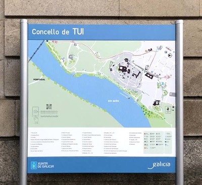 Nos ltimos das instalronse 16 novos sinais na cidade histrica de Tui