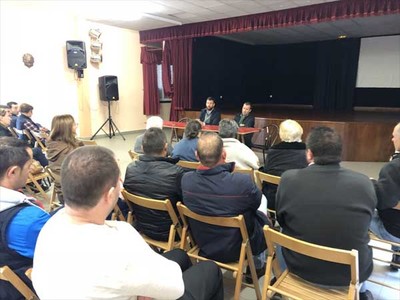 O alcalde de Tui informou aos vecios que a Lei do Solo permitir reconstrur  s vivendas fra de ordenacin na zona cero de Paramos