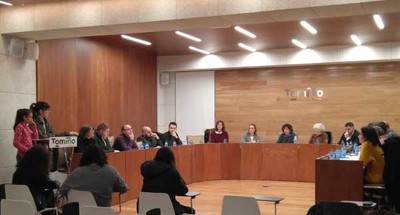 Tomio aproba unha nova ordenanza que contempla axudas para casos de emerxencia social