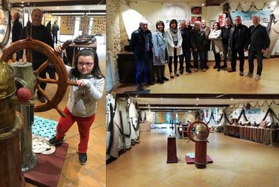 Inauguracin da Exposicion -Amigos do mar- no Rosal