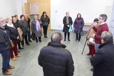 A Guarda mellora a seguridade dos maiores coa entrega de detectores de fume