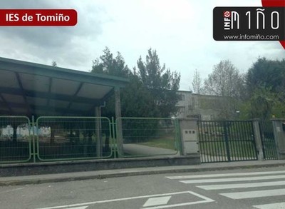 O IES Antn Alonso Ros (Tomio) representa a provincia de Pontevedra no proxecto sociolingstico 21 Das co Galego e +