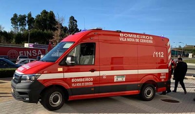 OP Geral 2018: Bombeiros Voluntrios de Vila Nova de Cerveira reforados com nova ambulncia de socorro