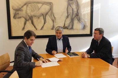 Municpio de Cerveira e Direo-Geral da Administrao da Justia articulam conservao do interior do Tribunal