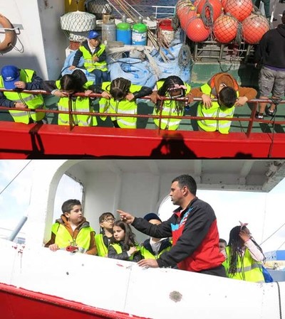 Los alumnos de Primaria del Manuel Rodrguez y As Solanas se suman a -O Mar na Escola-
