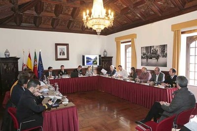 Antonio Lomba defende unha actuaci�n definitiva no litoral da Lami�a na CPIRM