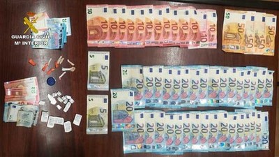 La Guardia Civil detiene a dos vecinos de Tomio por trfico de drogas 