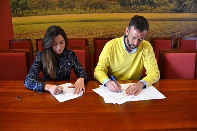 O Concello de Tui e o Festival IKFEM asinan un convenio de colaboracin anual por importe de 15.000?