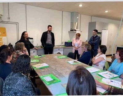 Doce persoas participan en Tui no itinerario formativo de -Elaboracin de conservas artesanais e naturais-
