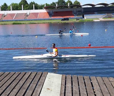 Examen parcial para el Kayak Tudense axuda paramos en la copa del mundo