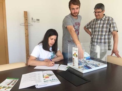 A Guarda realiza o sorteo de premios da Ruta -Tapearte-